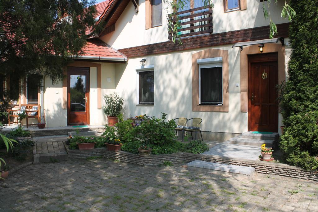 Vargapartman Segedin Dış mekan fotoğraf